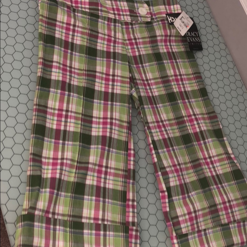 NWT stretchy Wide Leg Capri Style Pants